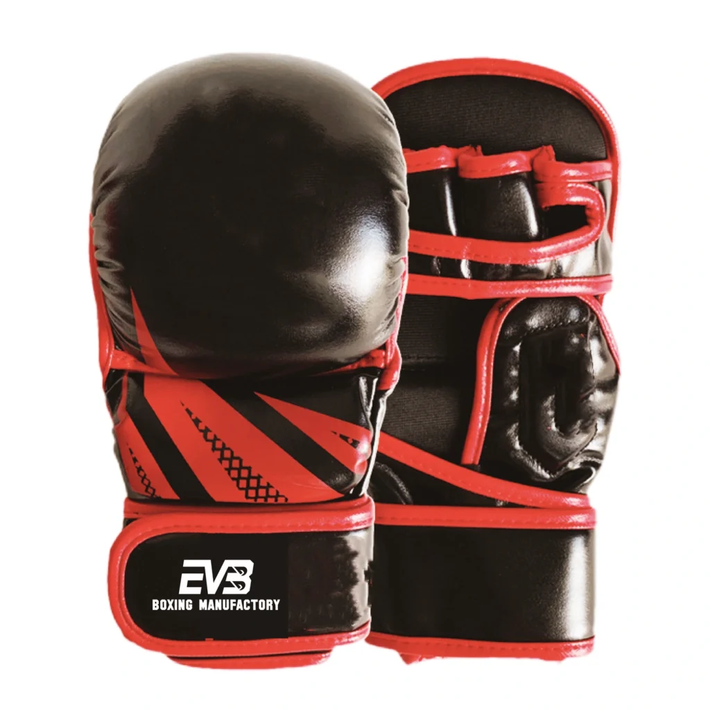 Gants de boxe d'entraînement EVB noirs et rouges sur fond blanc