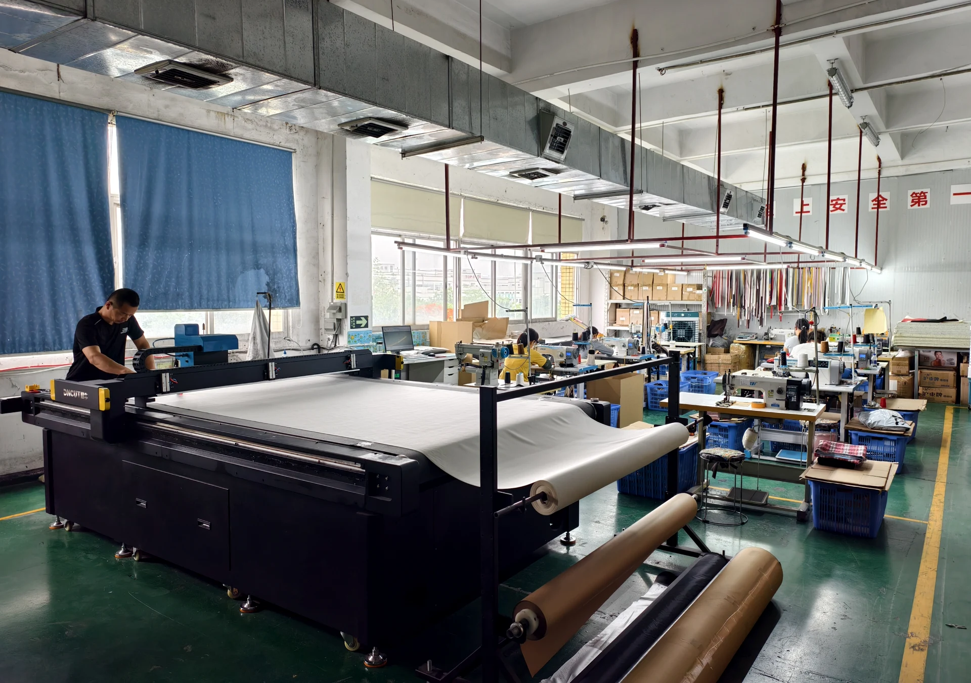 03B NEW Factory Sec3 Card3 CNC Leather Cutting Table 1